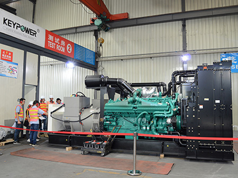 4 unidades de generadores Cummins del Reino Unido de 2500 kVA para Veolia, Filipinas -FAT SUCCESS